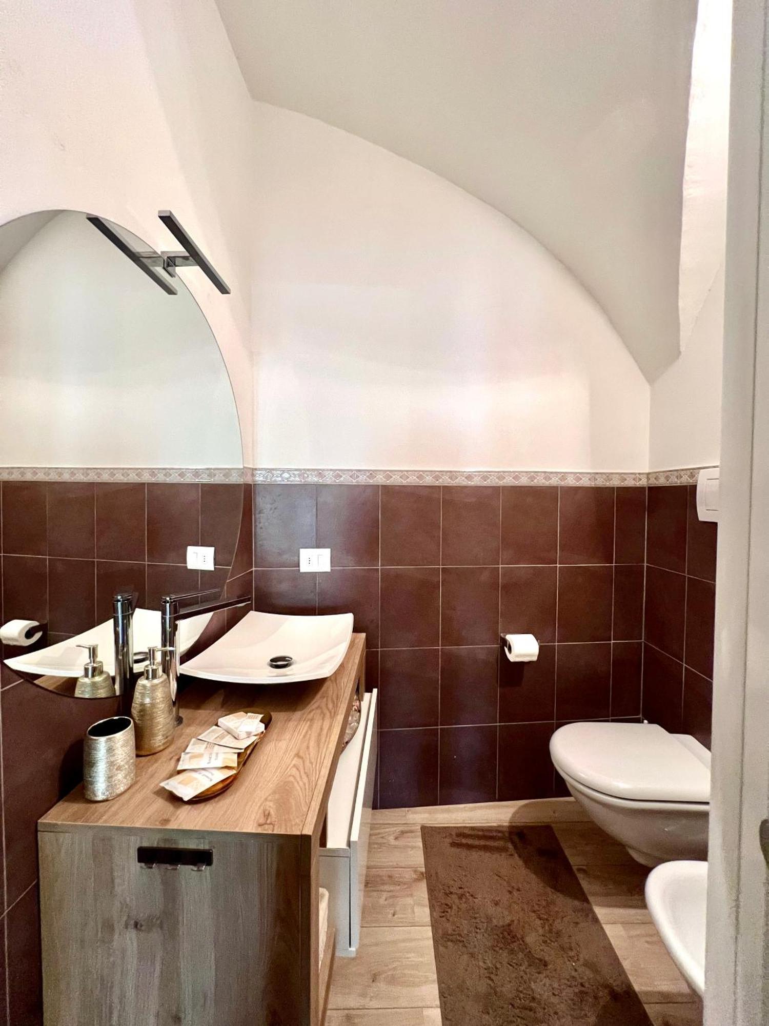L'Arco Sul Lago • Gold Apartment Castro  Exterior photo